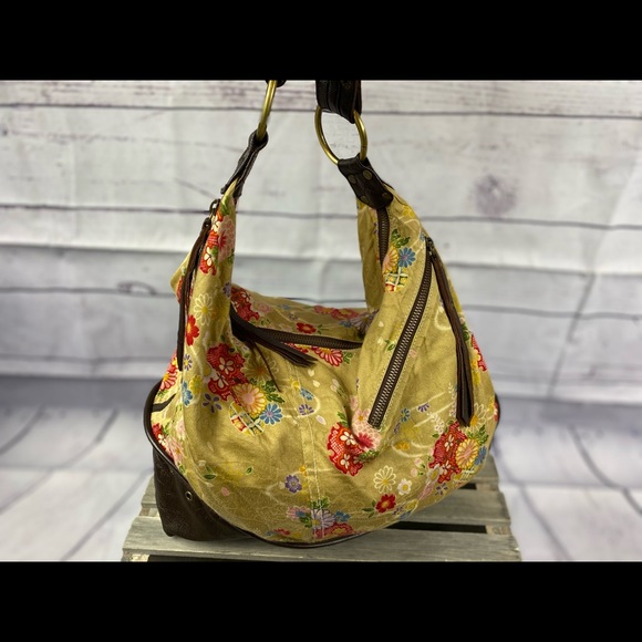 Boho Floral Golden Shoulder Bag - Picture 7 of 12